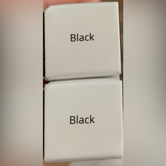 2 Gabriel Classic Eyeliners Black - Picture 3 of 4